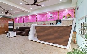 Hotel O Bharat Stay Near Indira Gandhi International Airport